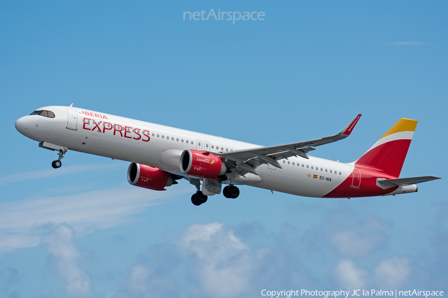 Iberia Express Airbus A321-251NX (EC-NIA) | Photo 406129