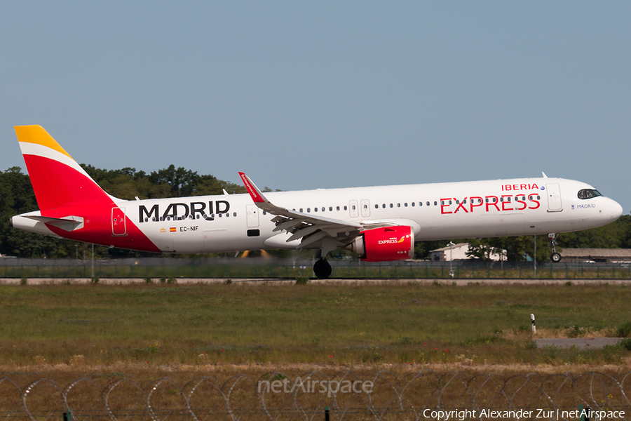 Iberia Express Airbus A321-251NX (EC-NIF) | Photo 572185