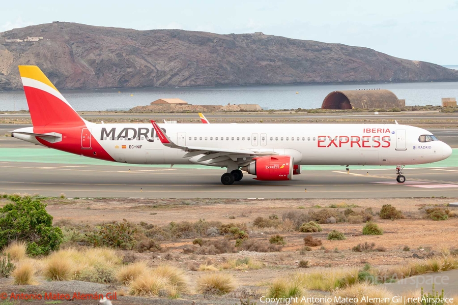 Iberia Express Airbus A321-251NX (EC-NIF) | Photo 679885