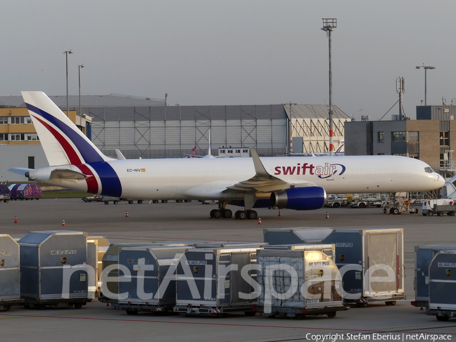 Swiftair Boeing 757-223(PCF) (EC-NIV) | Photo 409750