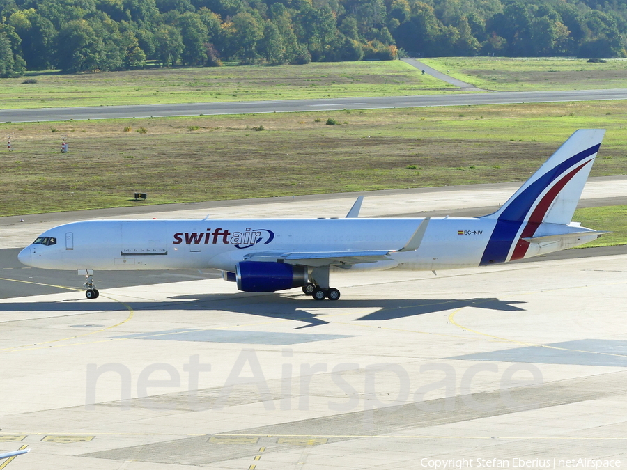 Swiftair Boeing 757-223(PCF) (EC-NIV) | Photo 532493