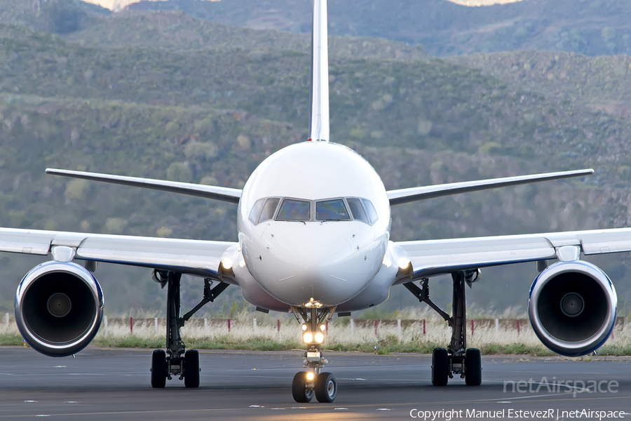 Swiftair Boeing 757-223(PCF) (EC-NIV) | Photo 388560