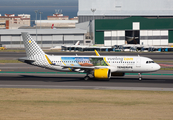 Vueling Airbus A320-271N (EC-NIX) at  Lisbon - Portela, Portugal