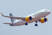 Vueling Airbus A320-271N (EC-NIY) at  Gran Canaria, Spain