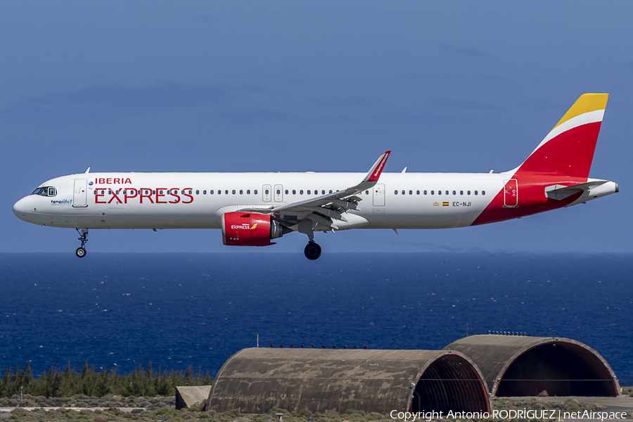 Iberia Express Airbus A321-251NX (EC-NJI) | Photo 622557