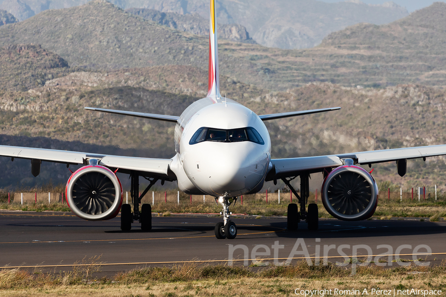Iberia Express Airbus A321-251NX (EC-NJI) | Photo 451649