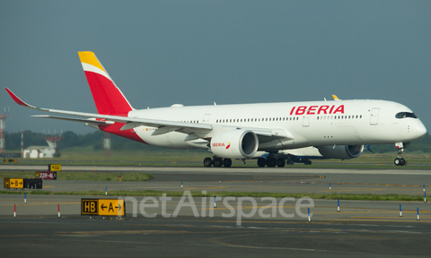 Iberia Airbus A350-941 (EC-NJM) at  New York - John F. Kennedy International, United States