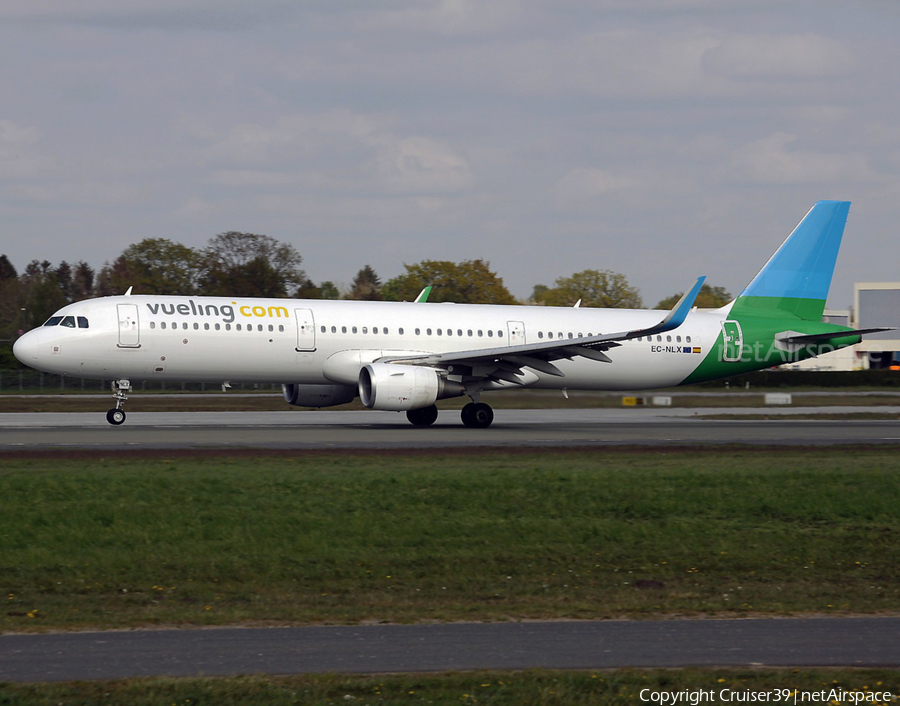 Vueling Airbus A321-211 (EC-NLX) | Photo 520749