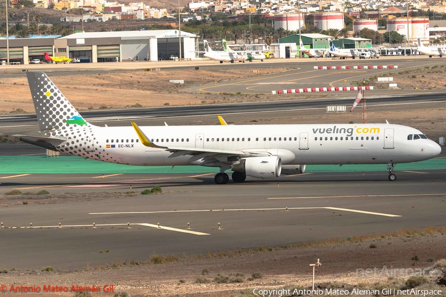 Vueling Airbus A321-211 (EC-NLX) | Photo 667313