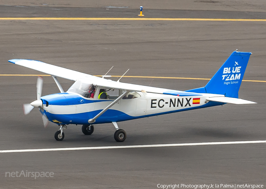 Blue Team Flight School Cessna FR172F Reims Rocket (EC-NNX) | Photo 601582