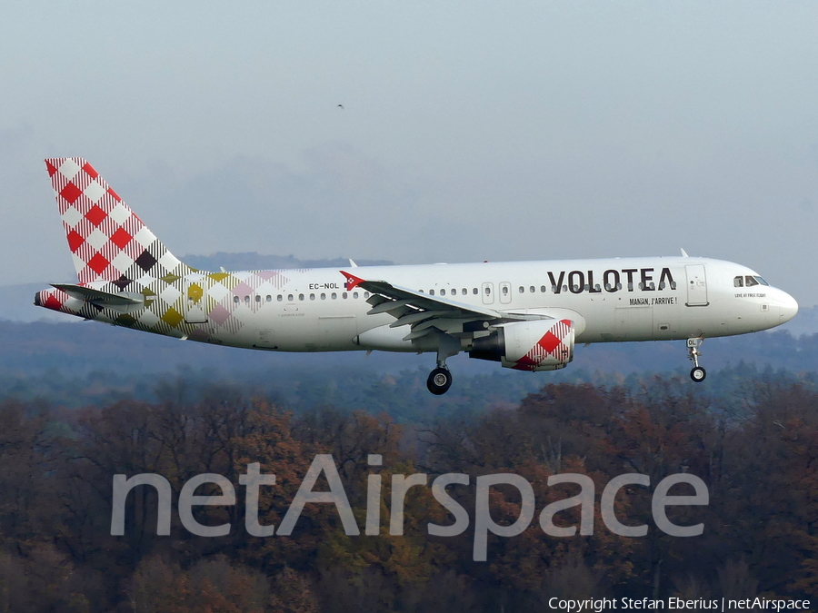 Volotea Airbus A320-214 (EC-NOL) | Photo 539137