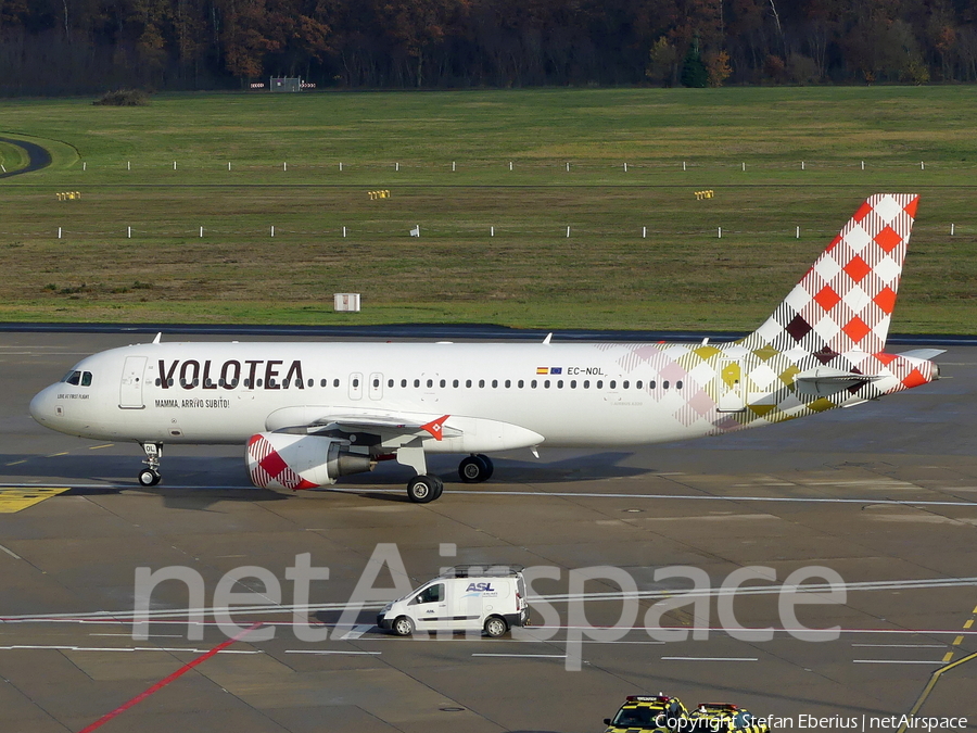 Volotea Airbus A320-214 (EC-NOL) | Photo 539139