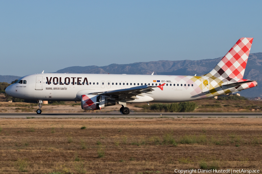 Volotea Airbus A320-214 (EC-NOL) | Photo 473753