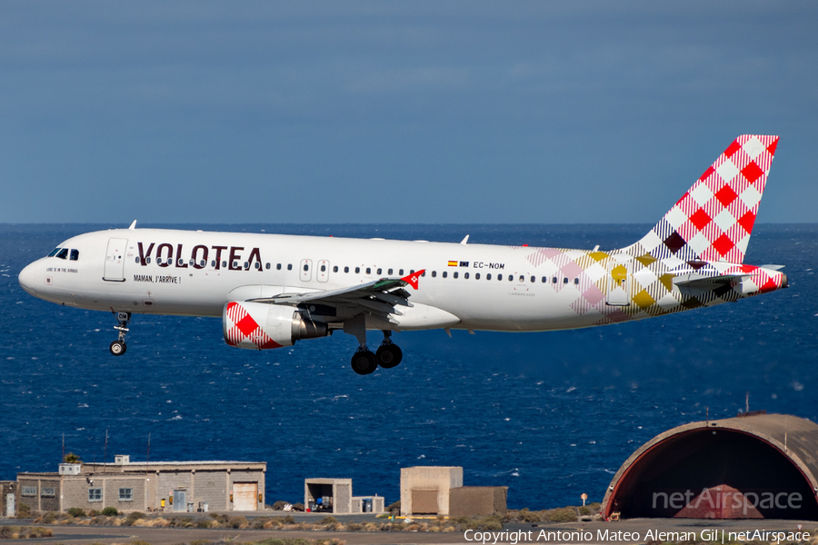 Volotea Airbus A320-214 (EC-NOM) | Photo 629912
