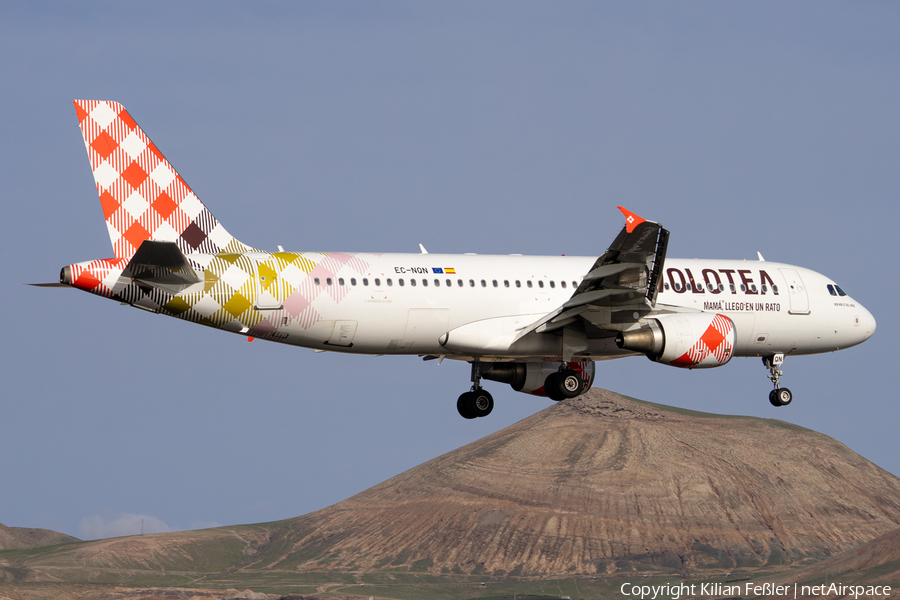 Volotea Airbus A320-214 (EC-NQN) | Photo 533966