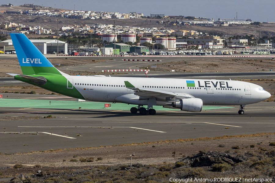 Level Airbus A330-202 (EC-NRG) | Photo 633835