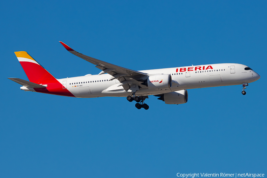 Iberia Airbus A350-941 (EC-NSC) | Photo 642256