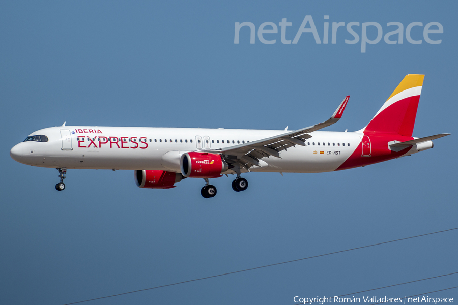 Iberia Express Airbus A321-251NX (EC-NST) | Photo 514147
