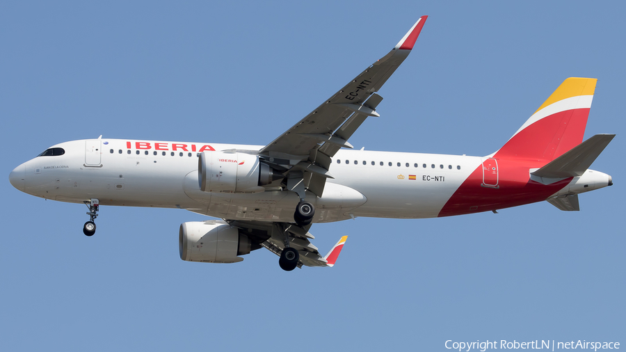 Iberia Airbus A320-251N (EC-NTI) | Photo 599129