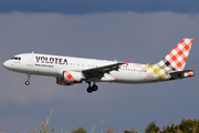 Volotea Airbus A320-216 (EC-NTM) at  Rome - Fiumicino (Leonardo DaVinci), Italy