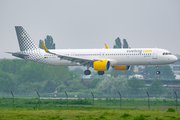 Vueling Airbus A321-271NX (EC-NYD) at  Paris - Orly, France