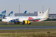 Vueling Airbus A321-271NX (EC-NYD) at  Paris - Orly, France