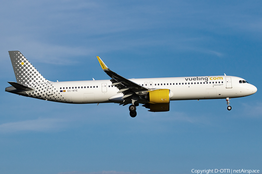 Vueling Airbus A321-271NX (EC-NYE) | Photo 579531
