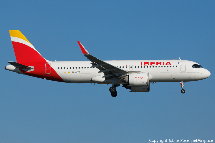 Iberia Airbus A320-251N (EC-NZQ) | Photo 669935