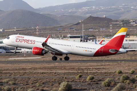 Iberia Express Airbus A321-251NX (EC-OAS) at  Tenerife Sur - Reina Sofia, Spain
