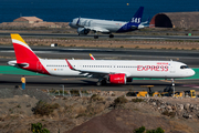 Iberia Express Airbus A321-251NX (EC-OCI) at  Gran Canaria, Spain