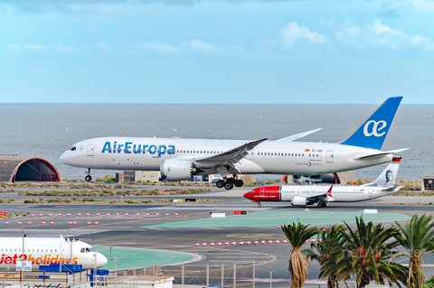 Air Europa Boeing 787-9 Dreamliner (EC-ODI) at  Gran Canaria, Spain