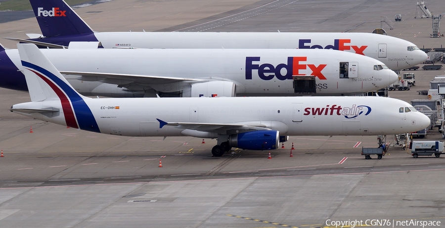 Swiftair Airbus A321-231(P2F) (EC-OHH) | Photo 660890