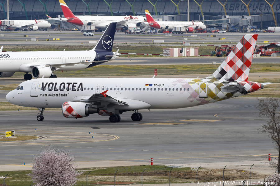 Volotea Airbus A320-214 (EC-OJT) | Photo 669427