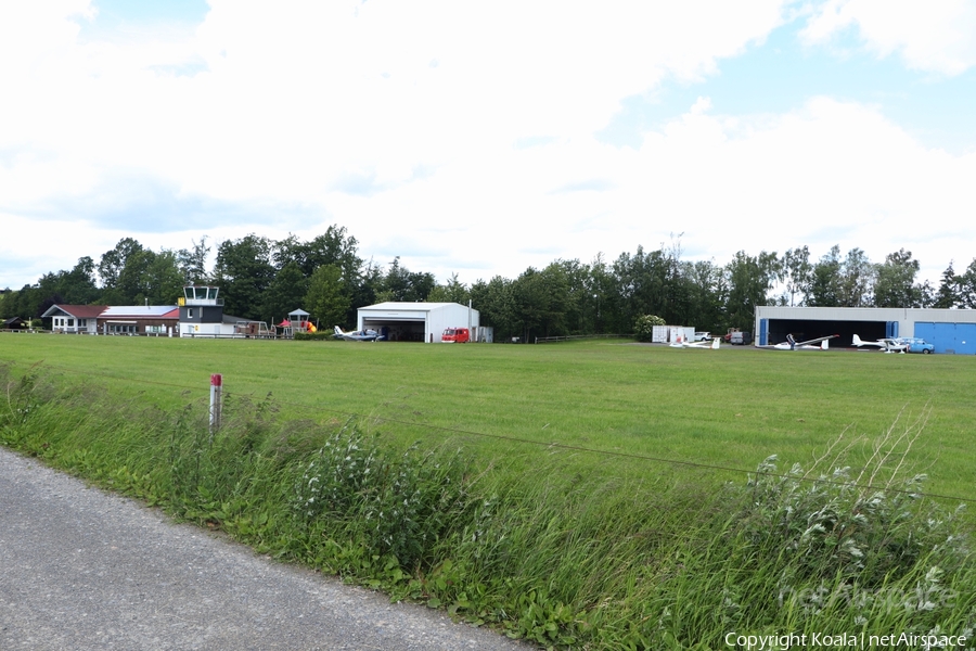 Aviation photo 628014