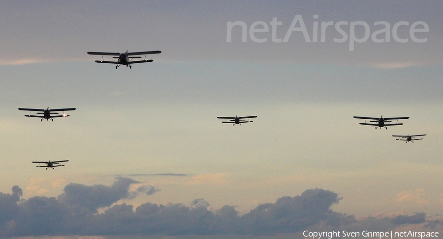 Aviation photo 465647