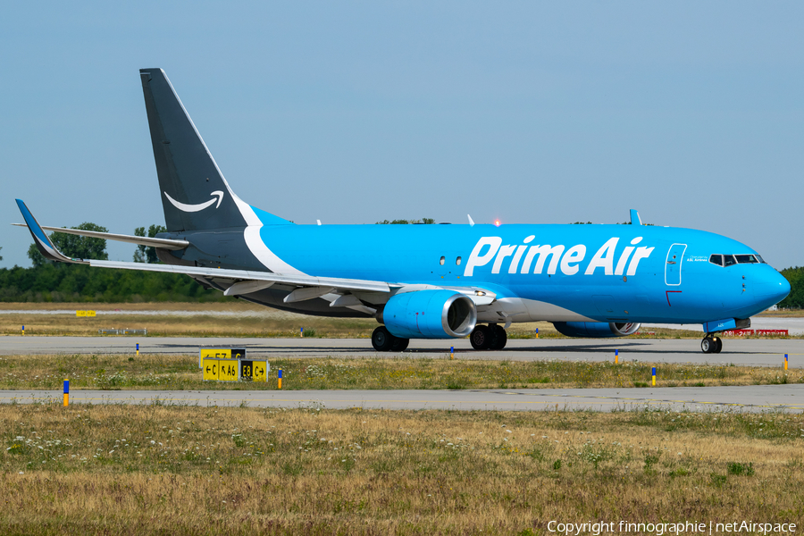 Amazon Prime Air (ASL Airlines Ireland) Boeing 737-86J(SF) (EI-AZC) | Photo 518066