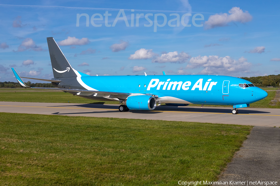 Amazon Prime Air (ASL Airlines Ireland) Boeing 737-86Q(SF) (EI-AZE) | Photo 530799