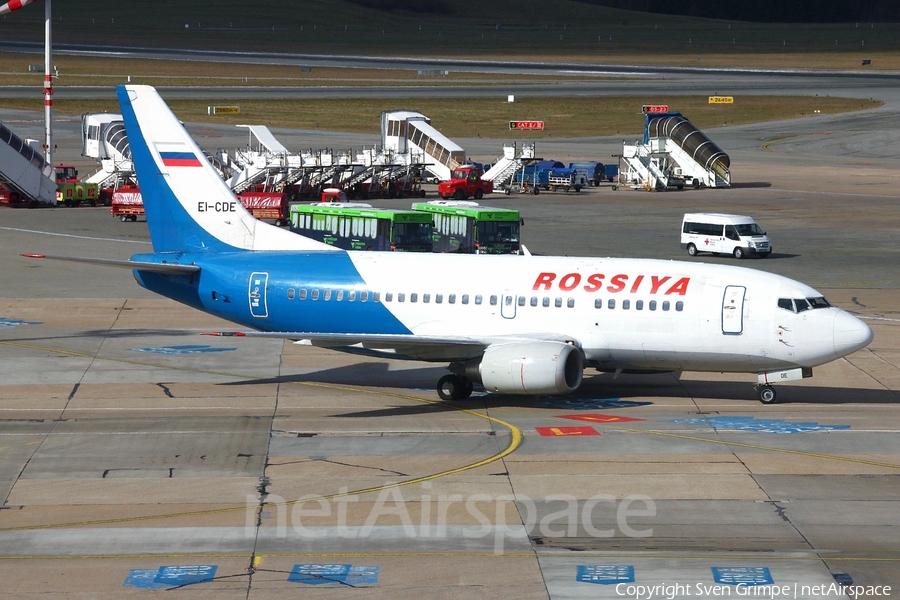 Rossiya - Russian Airlines Boeing 737-548 (EI-CDE) | Photo 35674
