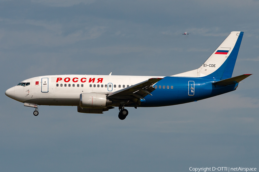 Rossiya - Russian Airlines Boeing 737-548 (EI-CDE) | Photo 389411