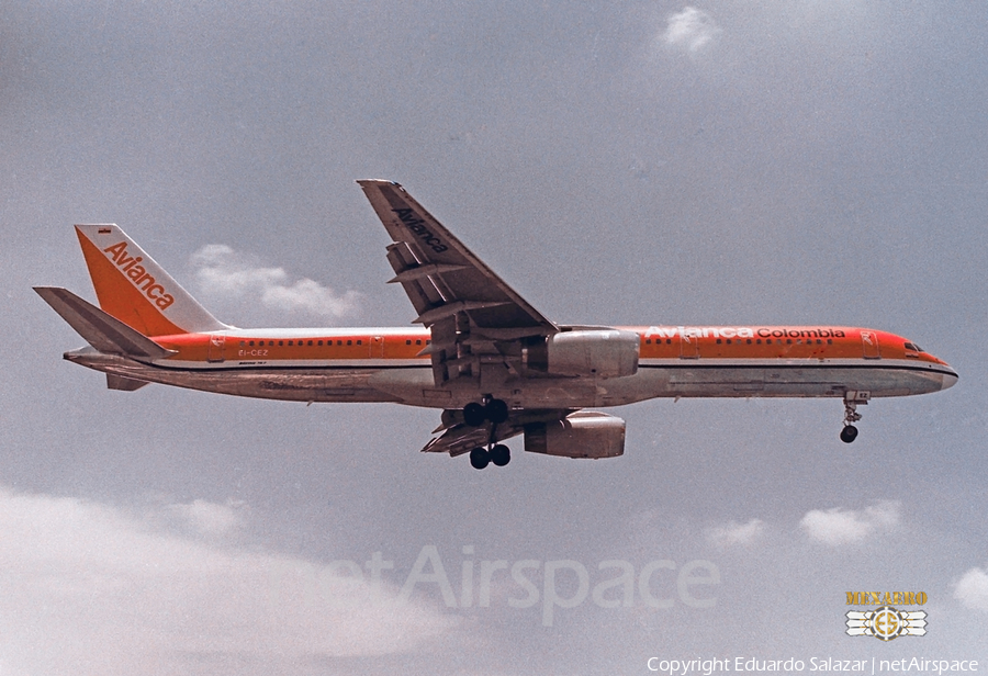 Avianca Boeing 757-2Y0 (EI-CEZ) | Photo 582957