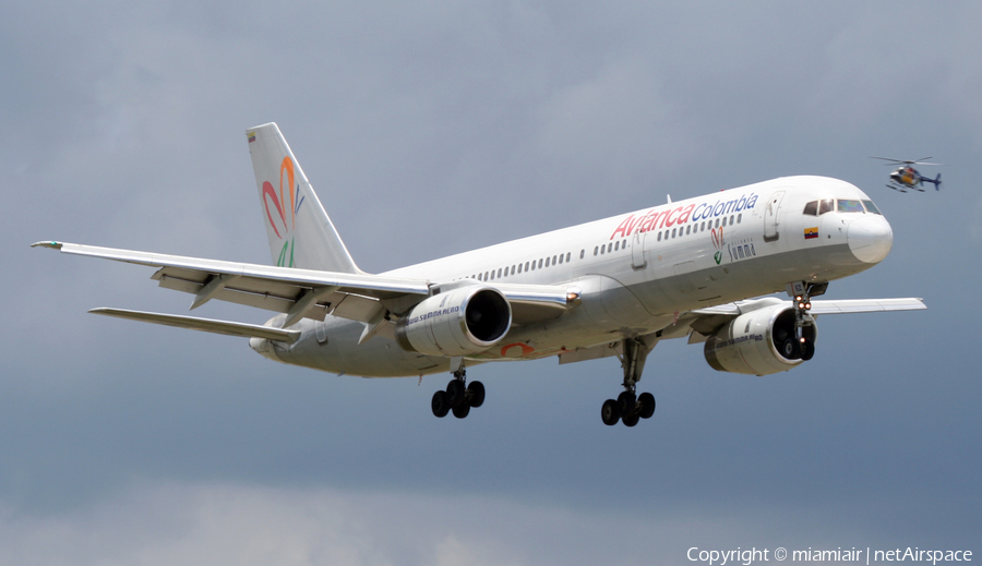 Avianca Boeing 757-2Y0 (EI-CEZ) | Photo 469