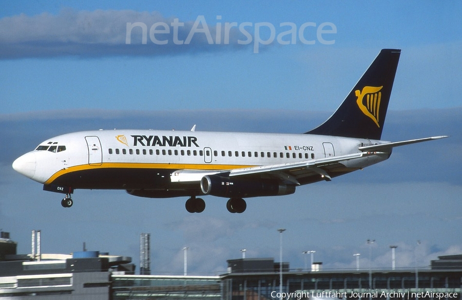 Ryanair Boeing 737-230(Adv) (EI-CNZ) | Photo 401434