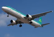 Aer Lingus Airbus A321-211 (EI-CPG) at  London - Heathrow, United Kingdom