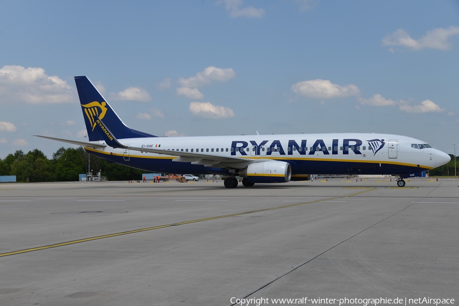 Ryanair Boeing 737-8AS (EI-DAE) | Photo 377143