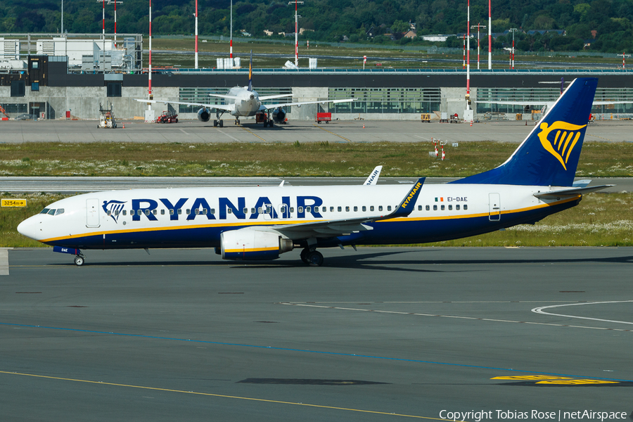 Ryanair Boeing 737-8AS (EI-DAE) | Photo 335060