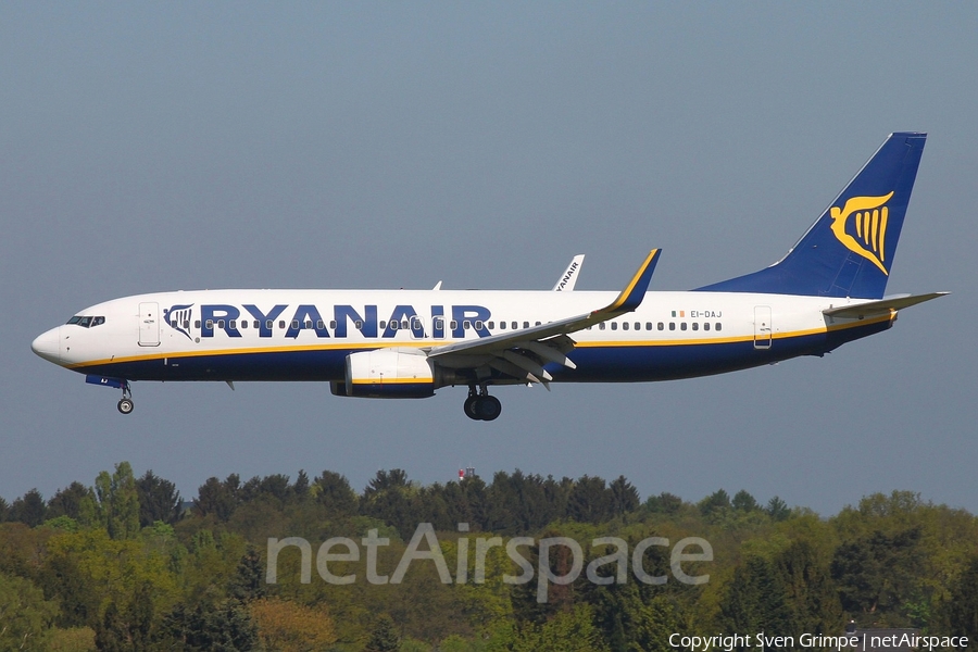 Ryanair Boeing 737-8AS (EI-DAJ) | Photo 162814