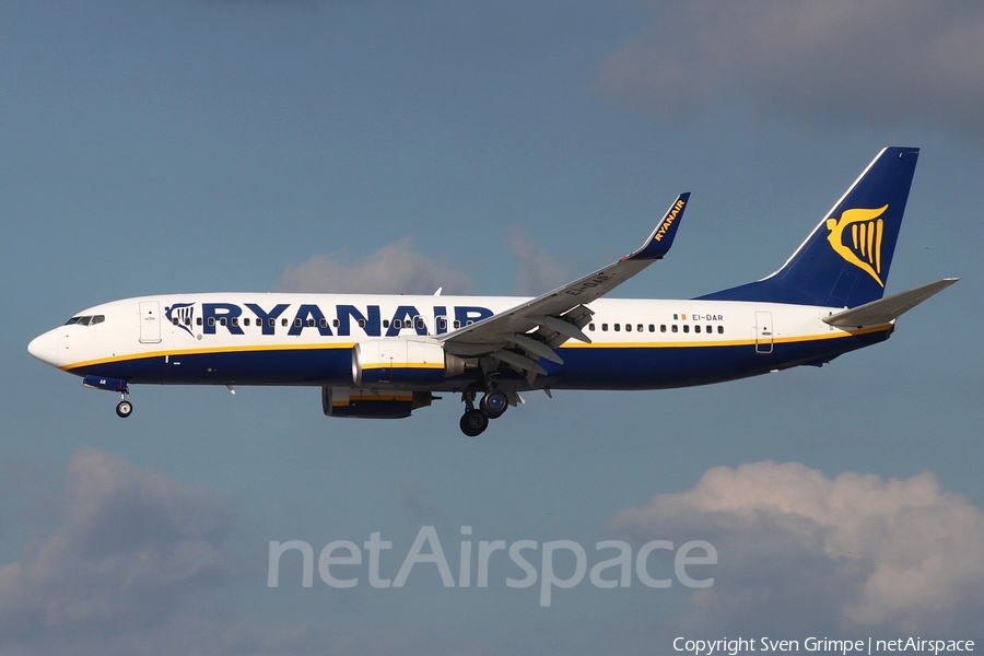 Ryanair Boeing 737-8AS (EI-DAR) | Photo 170065