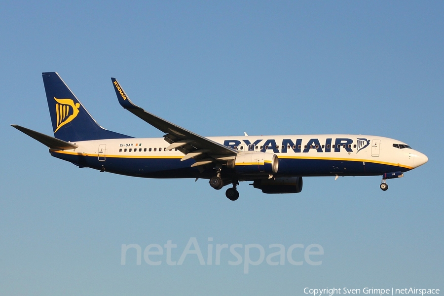 Ryanair Boeing 737-8AS (EI-DAR) | Photo 174193