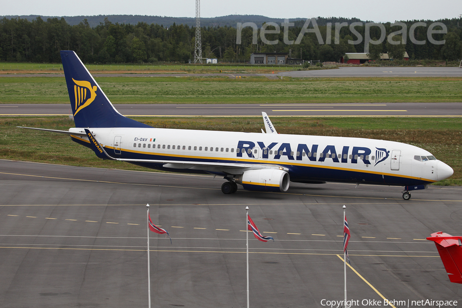 Ryanair Boeing 737-8AS (EI-DAV) | Photo 126172