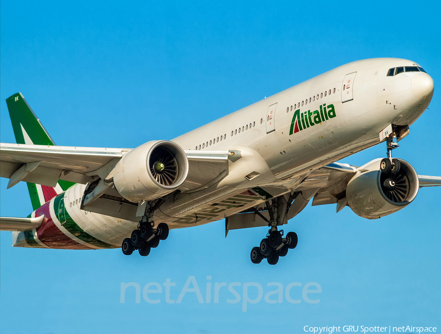 Alitalia Boeing 777-243(ER) (EI-DBK) | Photo 331516